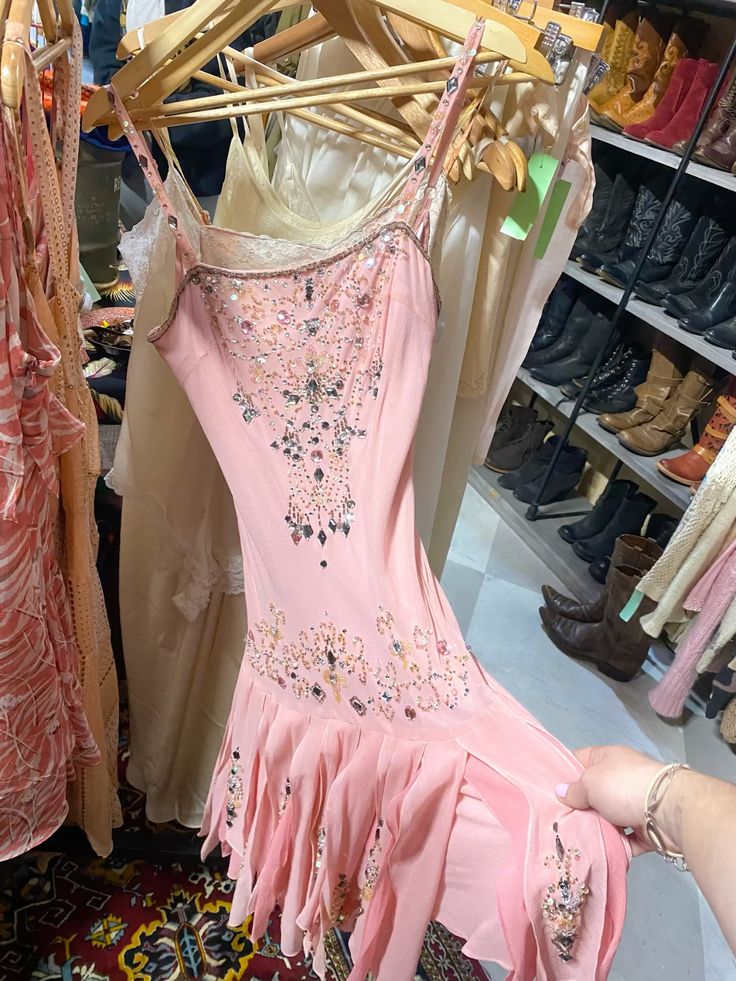 Sweet Retro Pink Beads Irregular Ruffle Chiffon 17th Birthday Homecoming Dress