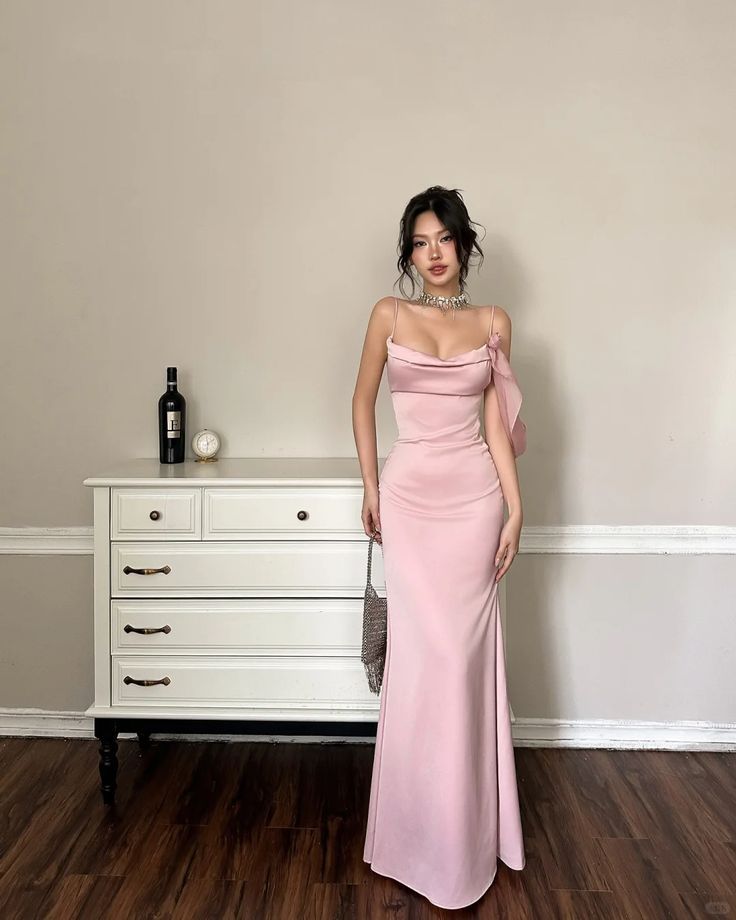 Elegant Pink Mermaid Spaghetti Strap Backless Satin Long Prom Dress Evening Dress