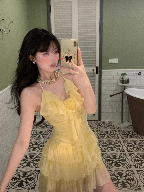 Sweet Three-dimensional Flower Ruffle Sling Irregular Cake Birthday Dress Homecoming Dress