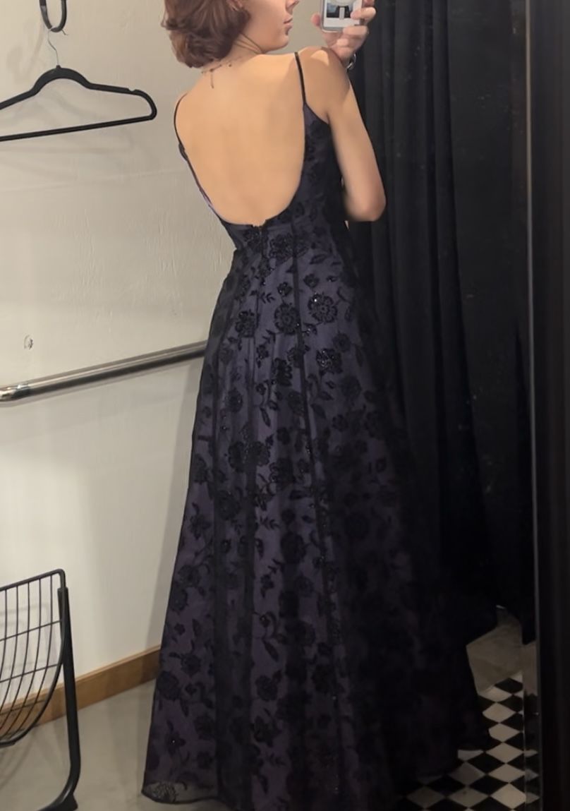 Vintage Deep Purple A-Line Spaghetti Strap Backless Embroidered Mesh Long Prom Dress Evening Dress