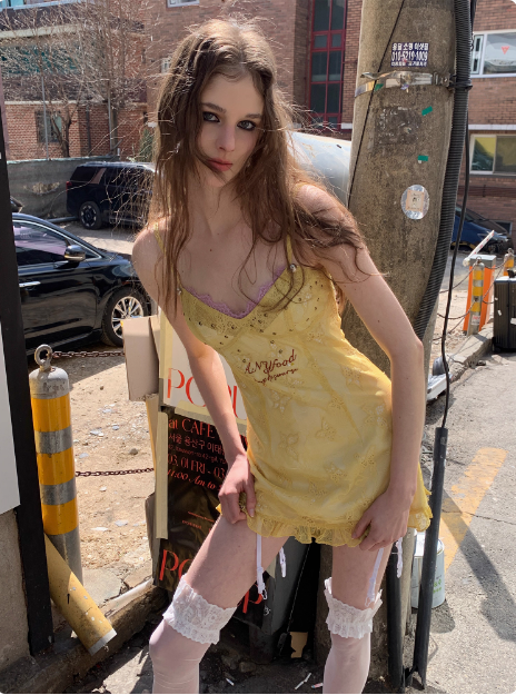 Vintage Yellow Bow Embroidered Waist Suspenders 17th Birthday Homecoming Dress