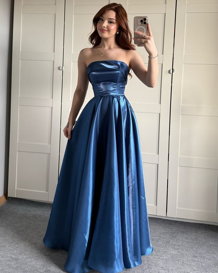 Elegant Royal Blue A-Line Strapless Ribbon Satin Long Prom Dress Evening Dress Bridesmaid Dress