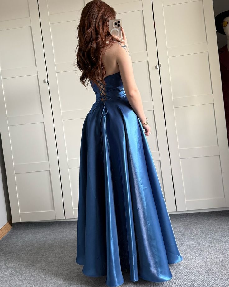 Elegant Royal Blue A-Line Strapless Ribbon Satin Long Prom Dress Evening Dress Bridesmaid Dress