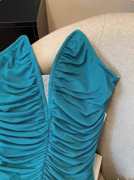 Fashion V-neck Tube Top Slim Hip Birthday Dress Homecoming Dress