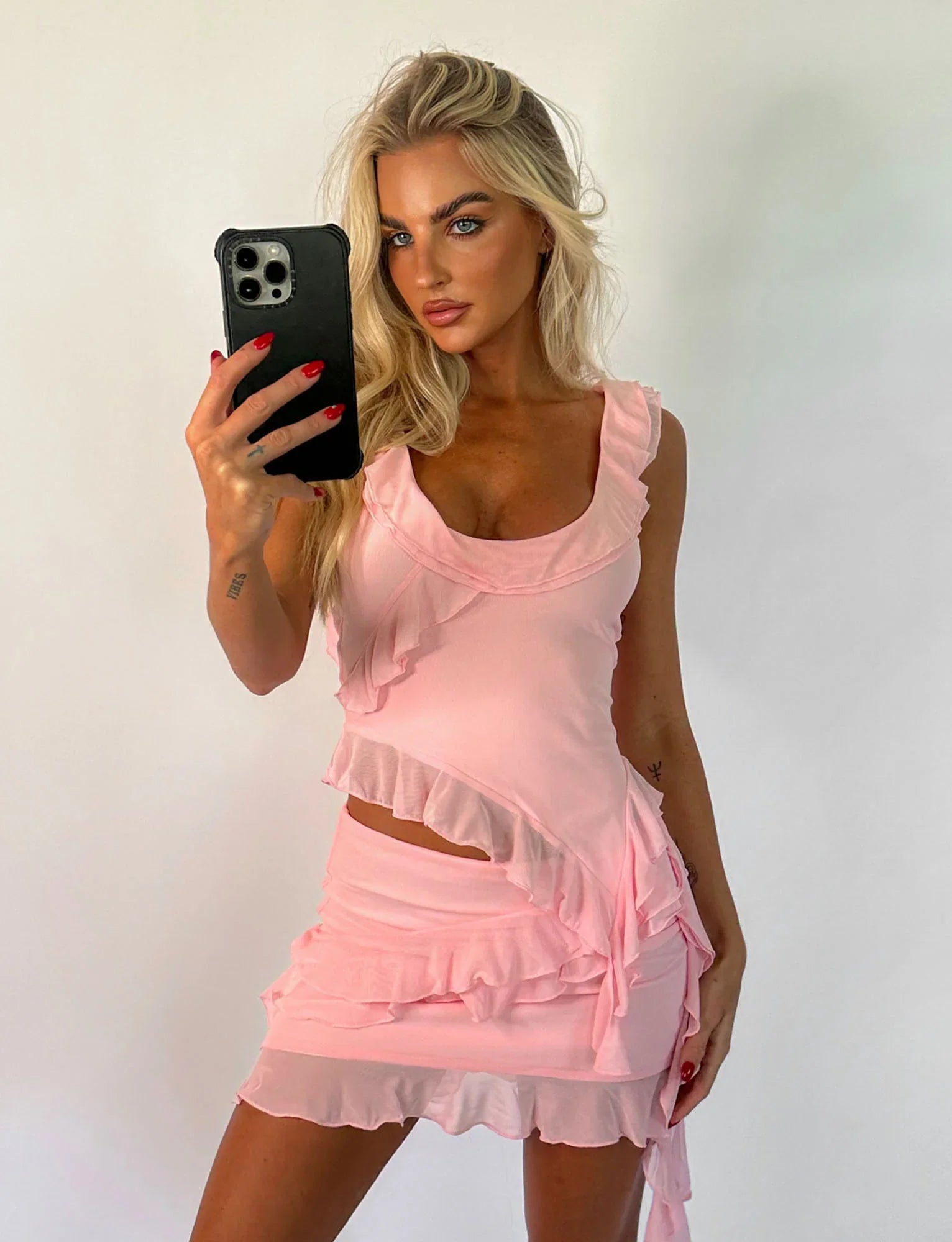 Elegant Ruffled Pink Two-piece Chiffon 17th Birthday Homecoming Dress