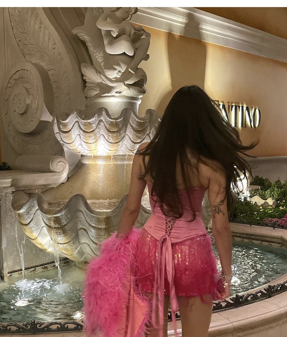 Gorgeous Pink Sleeveless Beaded Feather Waist Satin Birthday Party Homecoming Dress