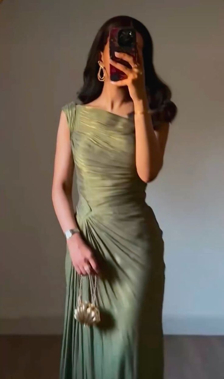 Elegant Olive Green One-Shoulder Neckline Pleated Satin Mermaid Prom Dress Evening Dress
