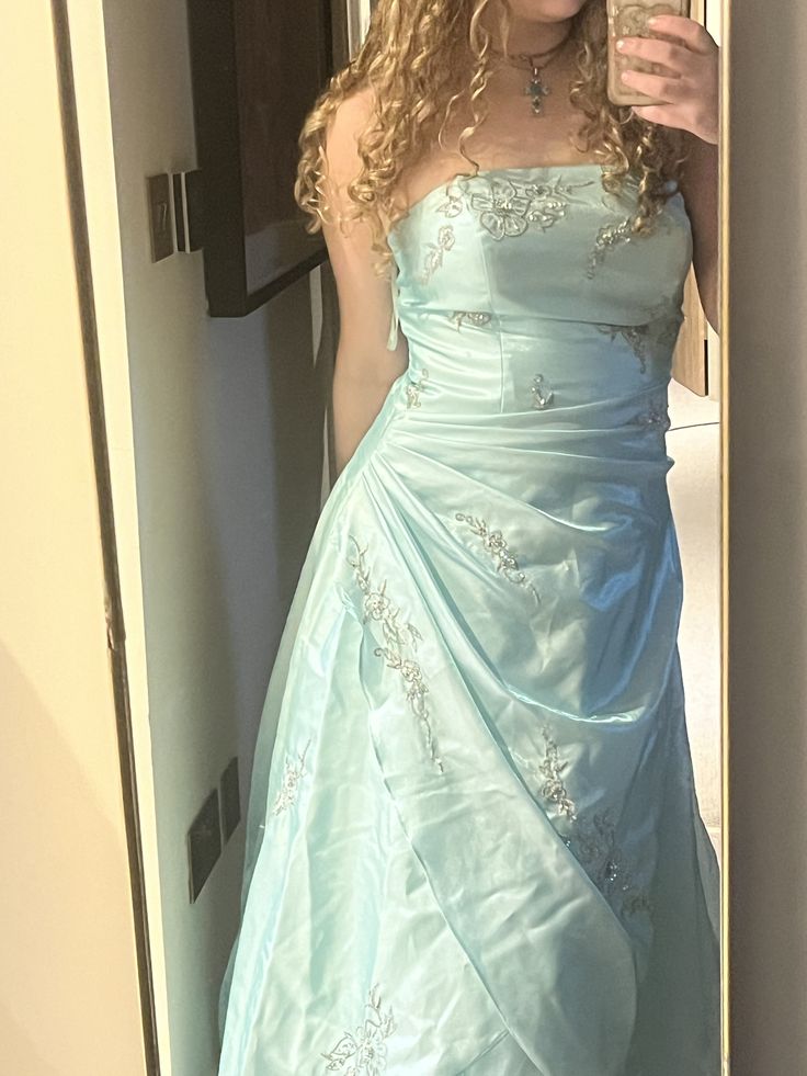 Vintage Mint Green A-Line Strapless Embroidered Satin Long Prom Dress Evening Dress