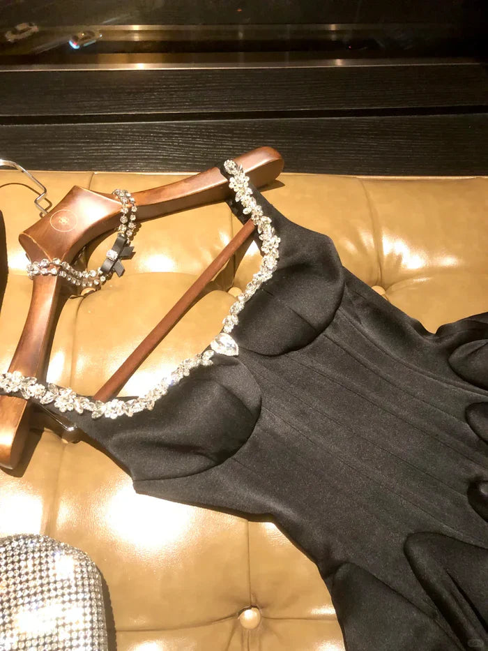 Sweet Black Strap Rhinestone Waist Bud Satin 16th Birthday Homecoming Dress