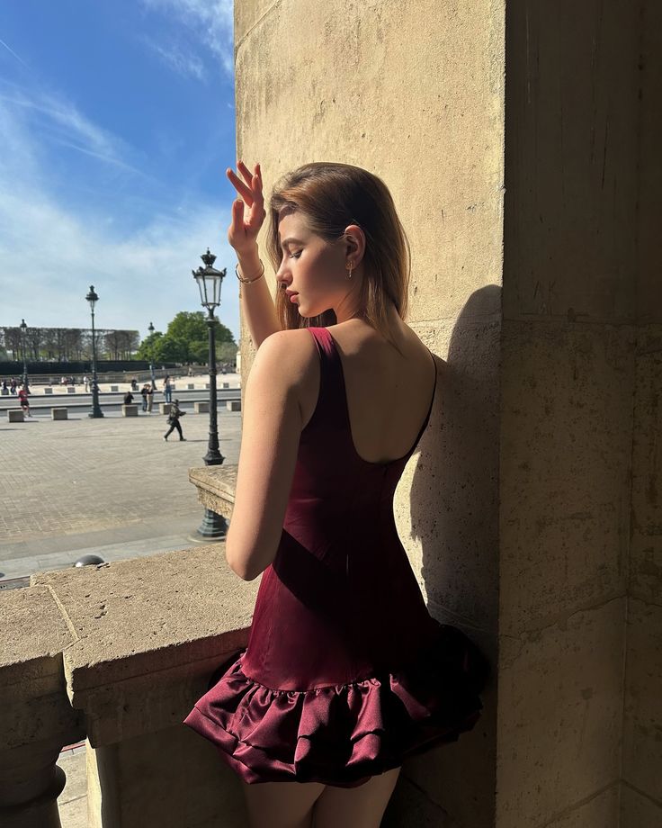 Elegant Burgundy Round Neck Sleeveless Flower Bud Satin Birthday Party Homecoming Dress