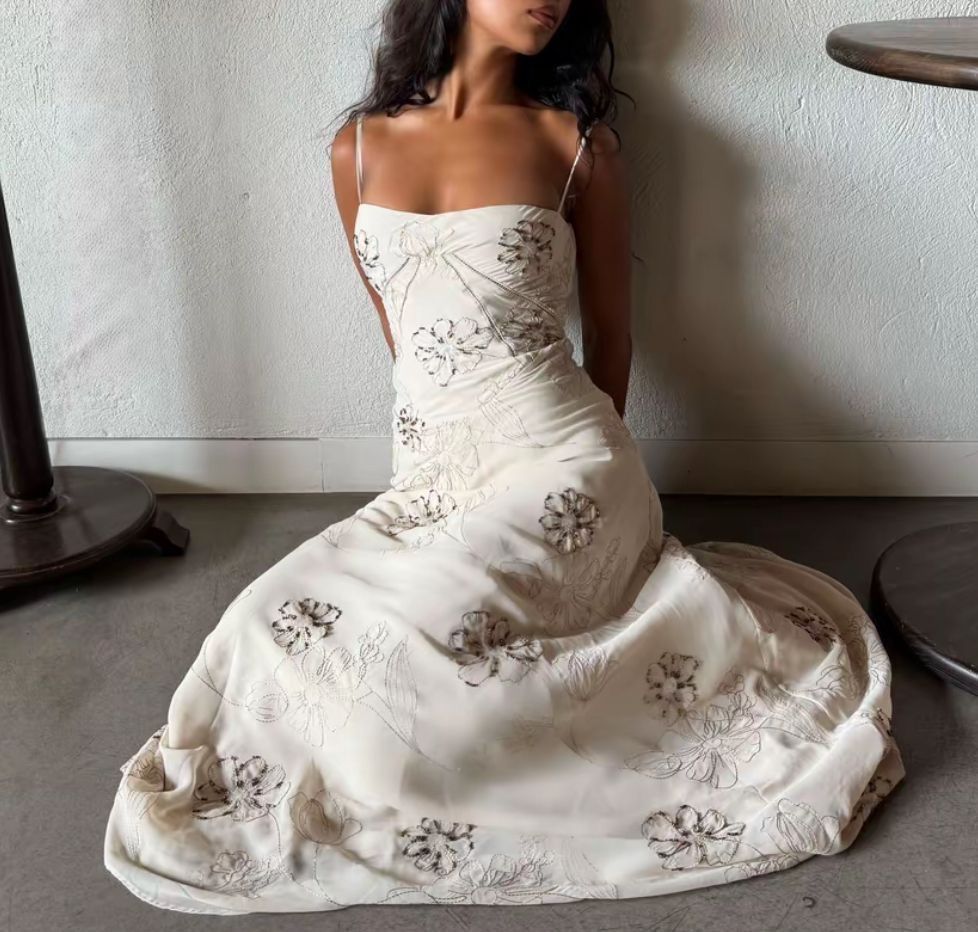 Elegant Ivory Slim-Fit Spaghetti Strap Floral Tulle Long Prom Dress Evening Dress