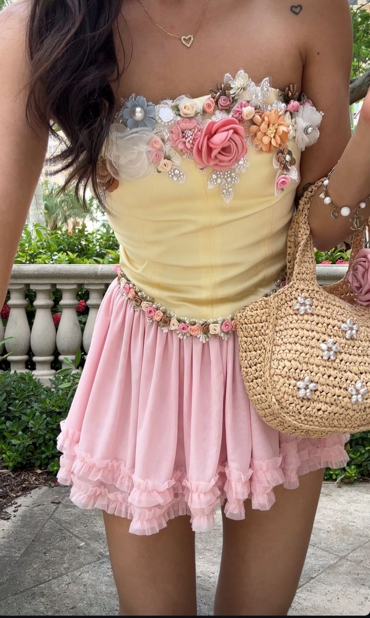 Sweet Yellow And Pink Color Matching Tube Top Three-dimensional Flower Chiffon 16th Birthday Homecoming Dress
