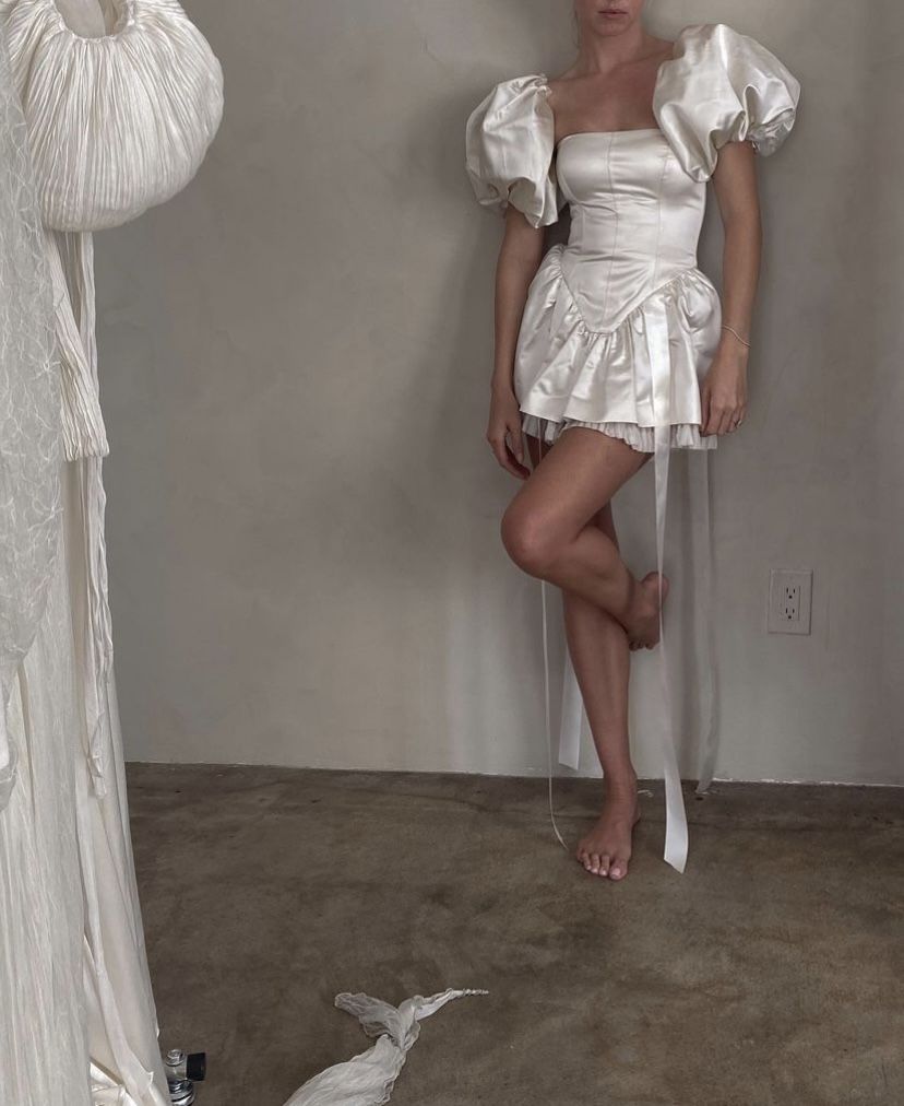 Palace Retro White Puff Sleeve Ribbon Satin Birthday Short Skirt Homecoming Dress