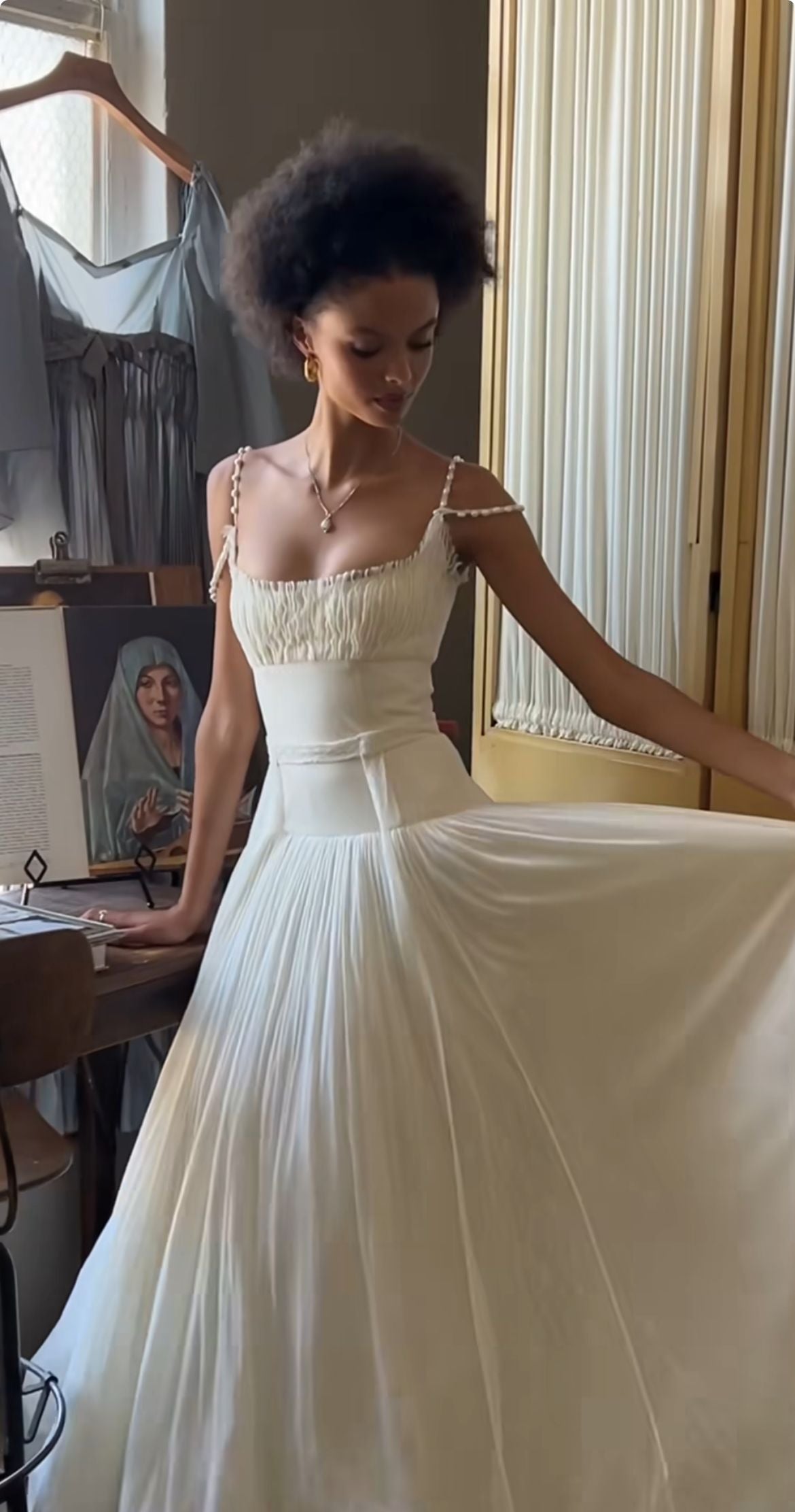 Vintage Elegant Ivory A-Line Spaghetti Strap Square Neck Tulle Long Prom Dress Evening Dress