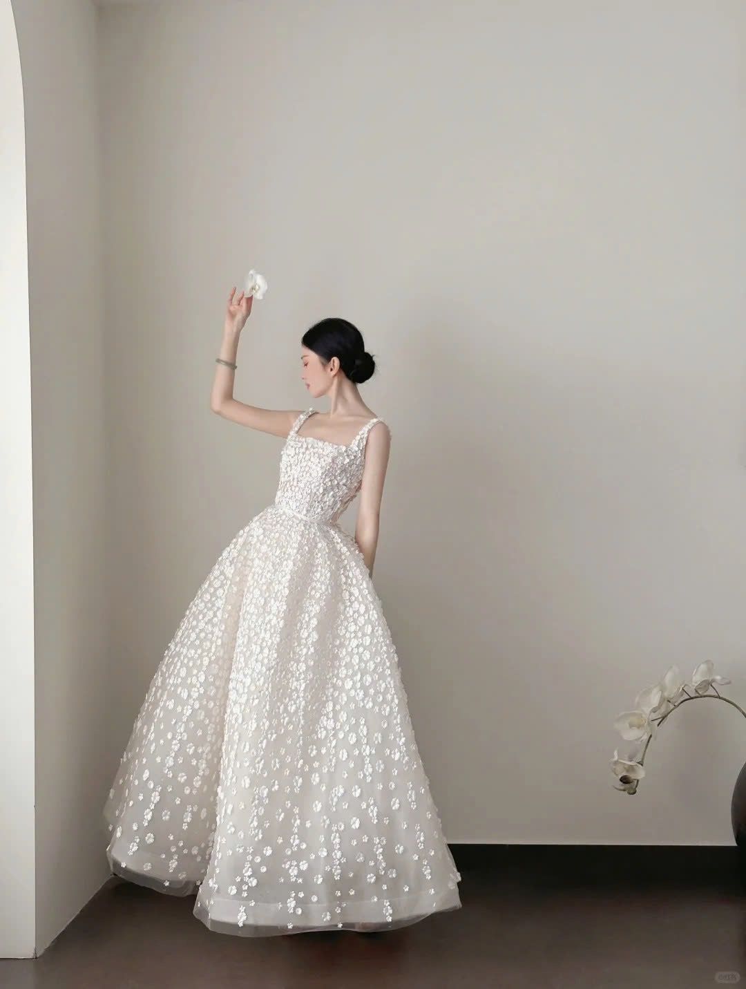 Elegant White A-line Strap Square Neck 3D Flower Tulle Prom Dress Wedding Dress
