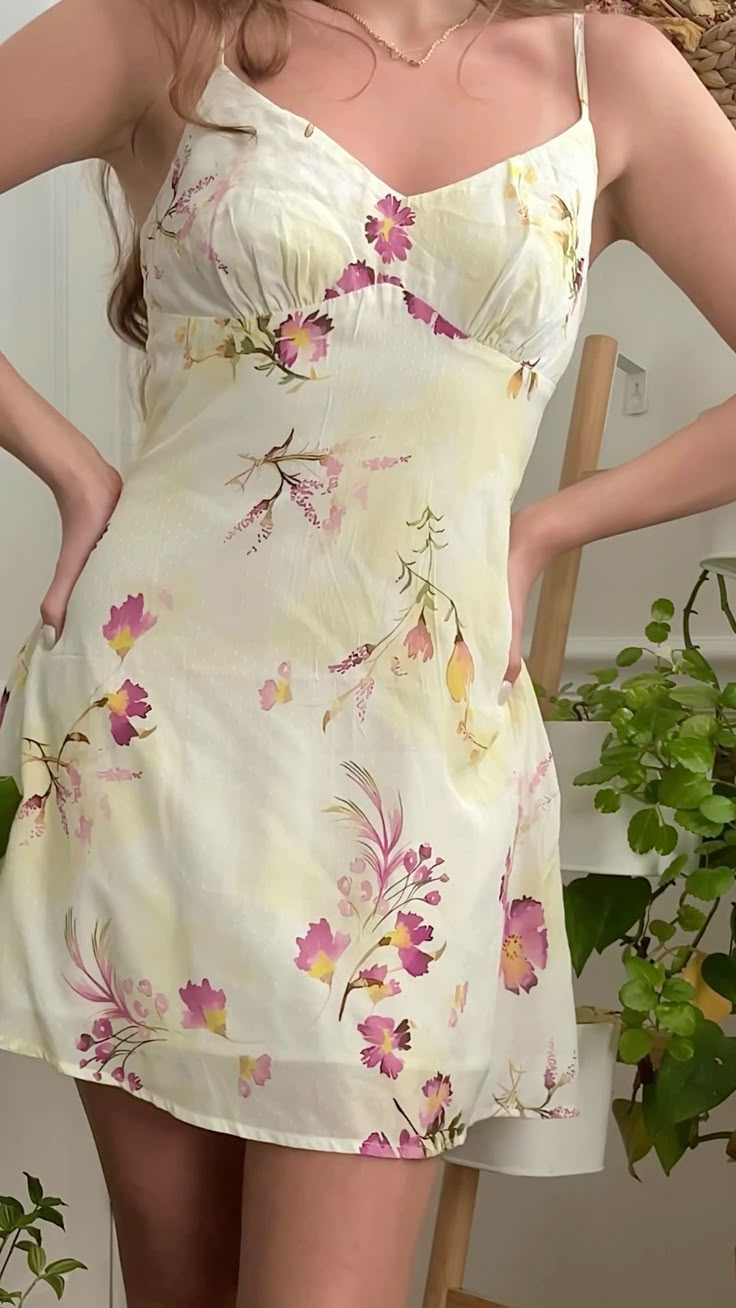 Sweet Off-white Pink Floral Suspender Waist 17th Birthday Homecoming Dress