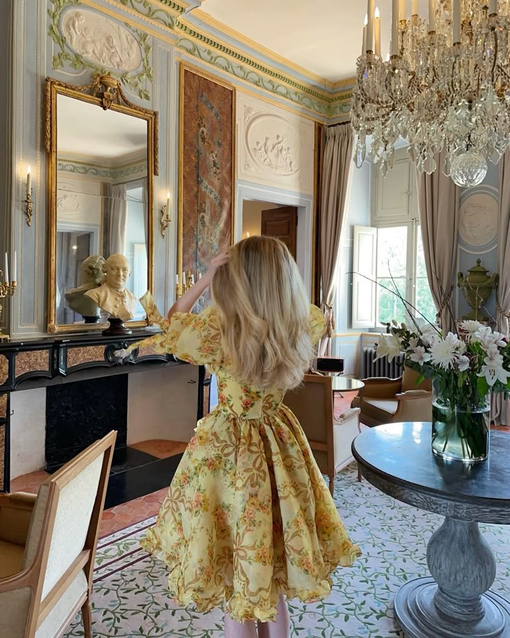 Gorgeous Retro Yellow Floral V-neck Ruffled Puff Sleeve Waist A-line 17th Birthday Homecoming Dress