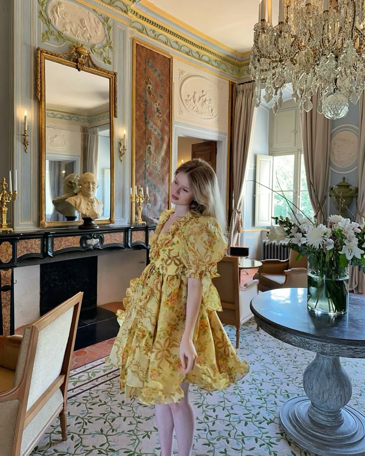 Gorgeous Retro Yellow Floral V-neck Ruffled Puff Sleeve Waist A-line 17th Birthday Homecoming Dress