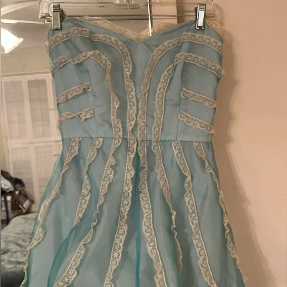 Sweet Retro Light Blue Tube Top White Lace Pattern Waist A-line Birthday Party Homecoming Dress