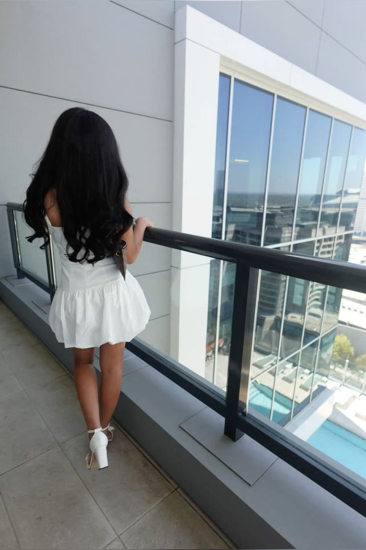 Sweet White Suspender Slim Bud 16th Birthday Homecoming Dress