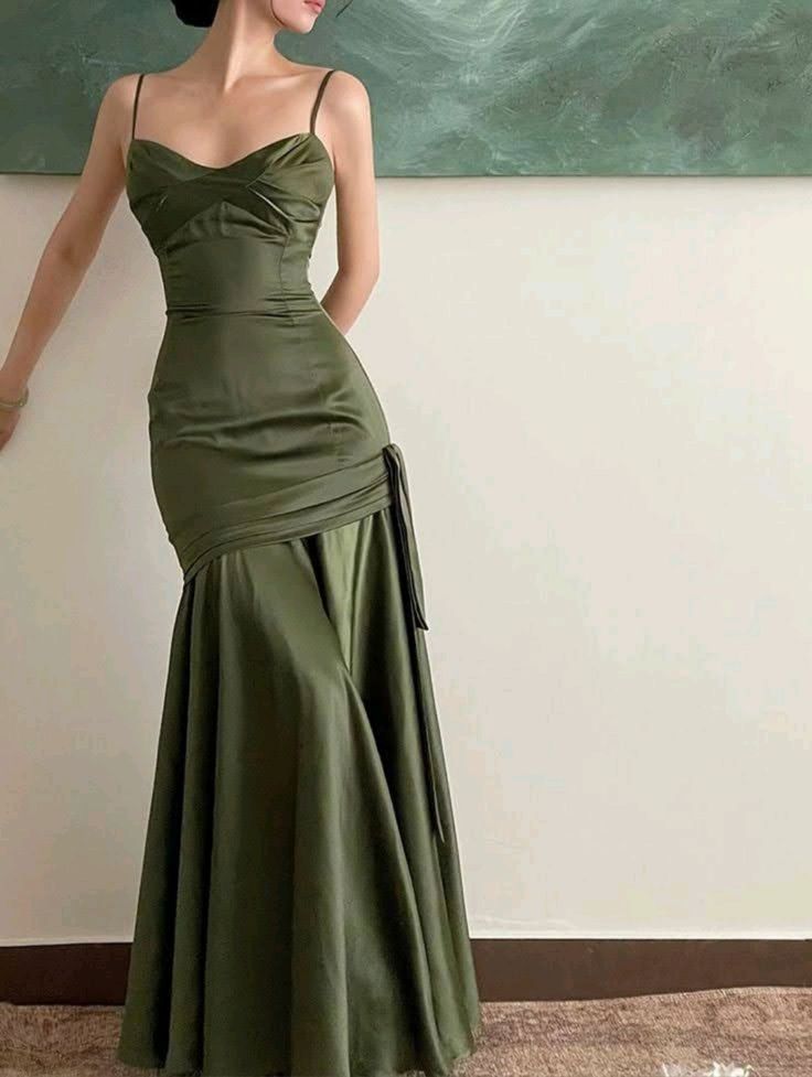Sexy Mermaid Straps Green Party Dresses Satin Prom Dresses