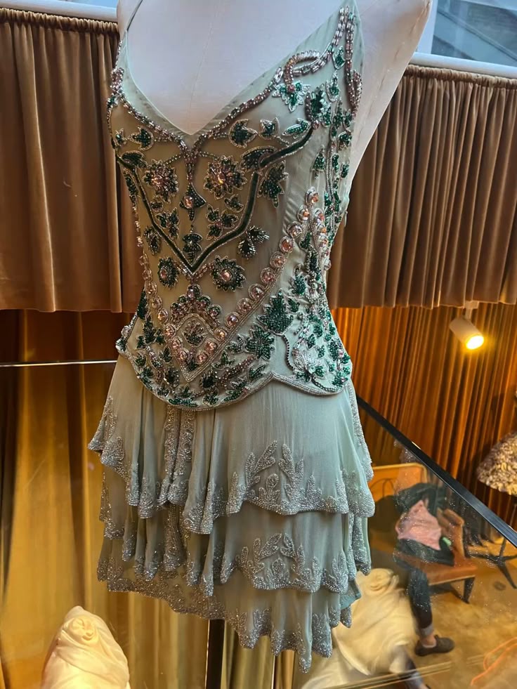 Vintage A line Spaghetti Straps Light Mint Green Chiffon Formal Homecoming Dress