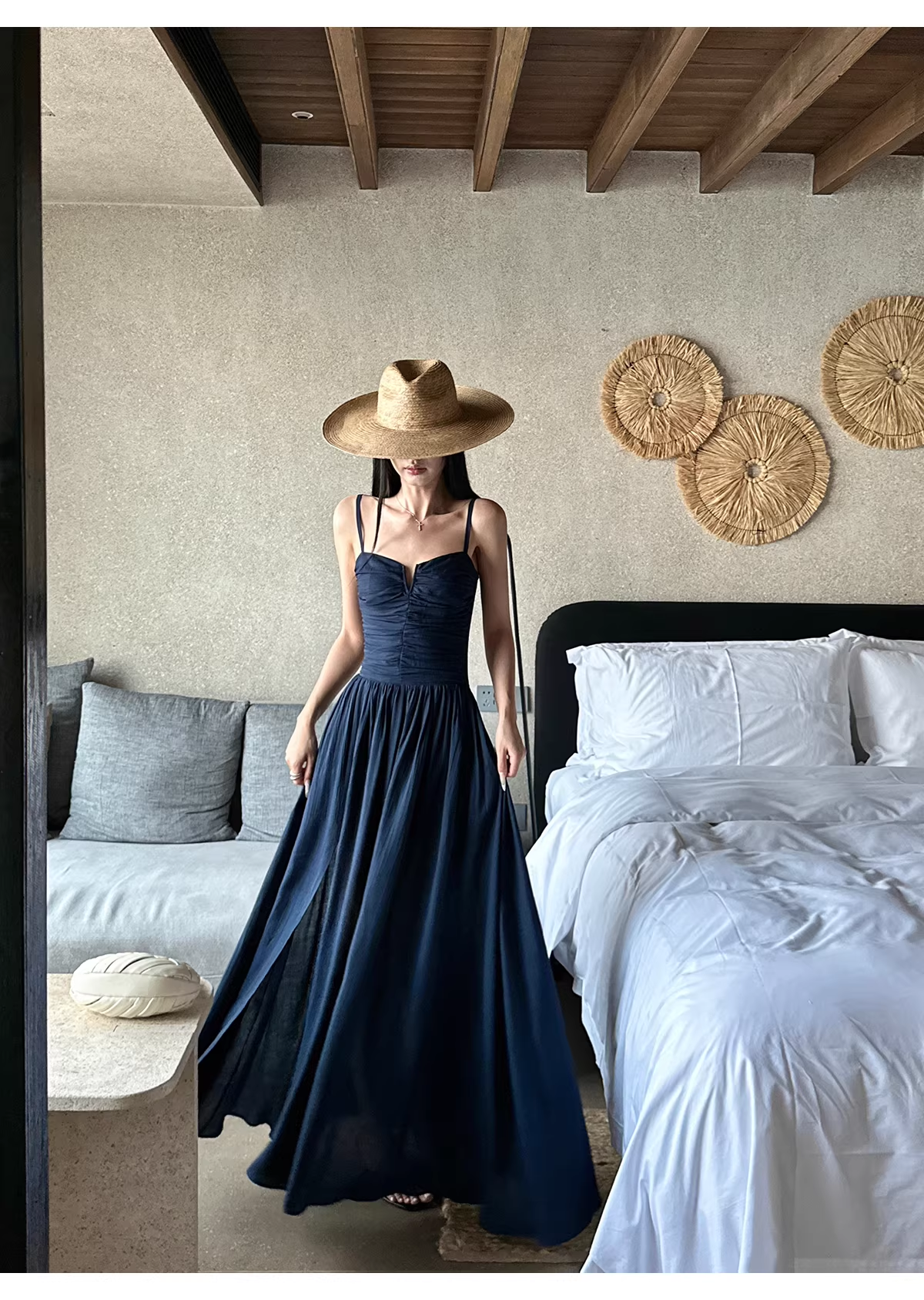 Elegant Spaghetti Straps Satin A Line Slit Evening Dress Navy Blue Long Birthday Party Dress With Pockets