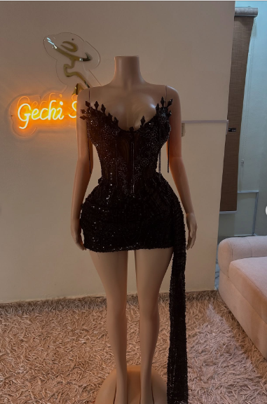 Gorgeous Black Sleeveless Spiked Sequined Tassel Chain A-line 17th Birthday Homecoming Dress