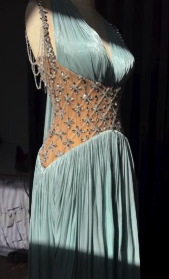Elegant Light Blue A-line Rhinestone Deep V Halter Neck Chiffon Long Prom Dress Evening Dress