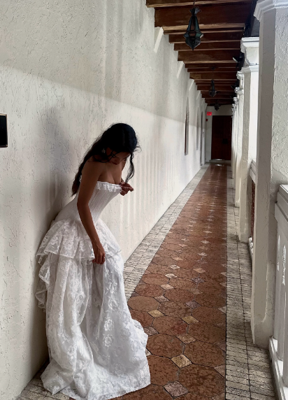 Vintage White Strapless Lace Long Ball Gown Evening Dress