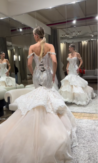 Gorgeous Ivory Lace Strapless Mermaid Wedding Dress with Layered Organza Train