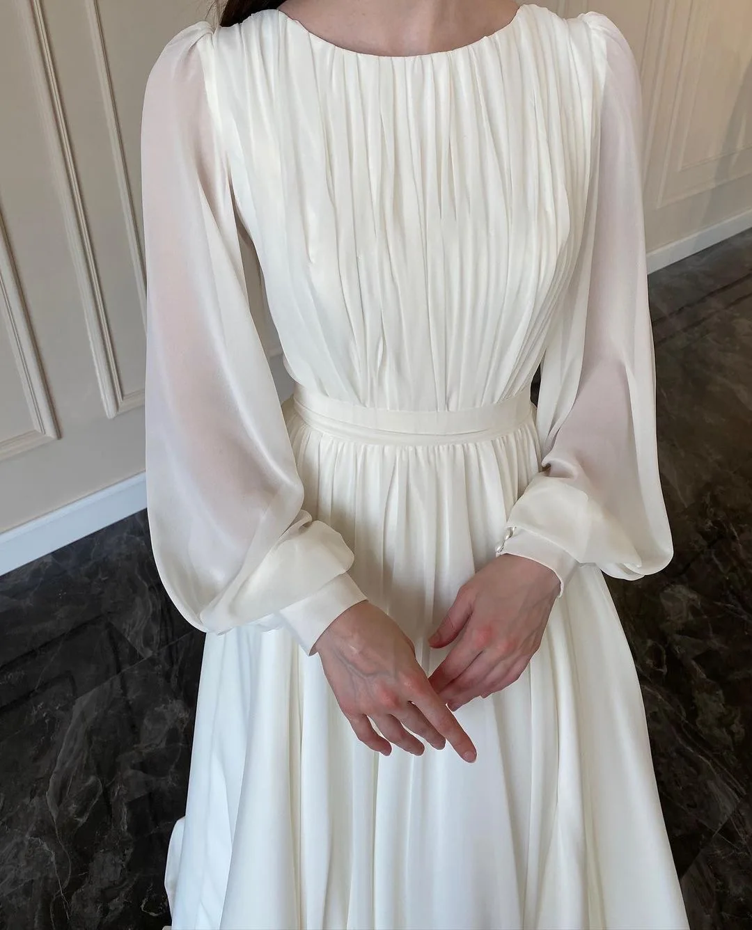 Women Elegant Pleated Lantern Sleeve Round Neck Maxi Dress Fashion Long Sleeve Party Evening Dress