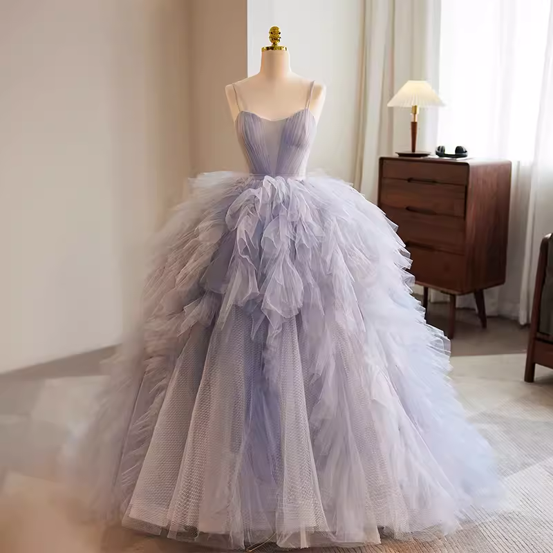 Stunning Ball Gown Spaghetti Straps Tulle Lavender Sweet 16 Dresses