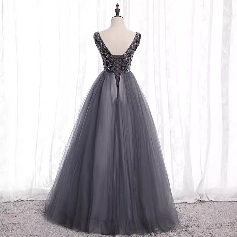 Sparkly A Line Gray Tulle Long Prom Dresses With Beads