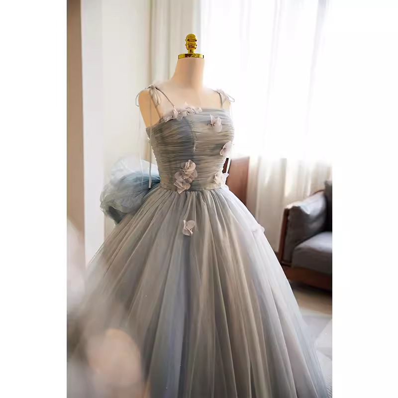 Vintage Ball Gown Strapless Tulle Gray Sweet 16 Dresses