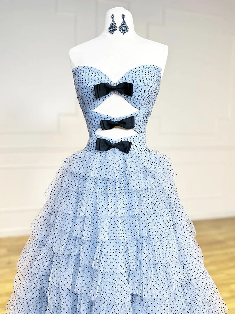 Unique Sweetheart Neck Tulle Blue Long Prom Dress