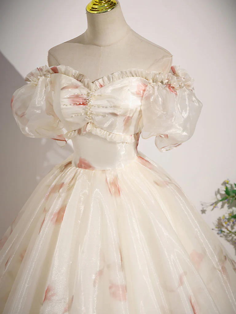 Vintage Ball Gown Champagne Sweetheart Neck Tulle Long Sweet 16 Dress