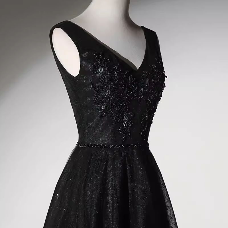 Elegant A line V Neckline Tulle Long Black Prom Dress