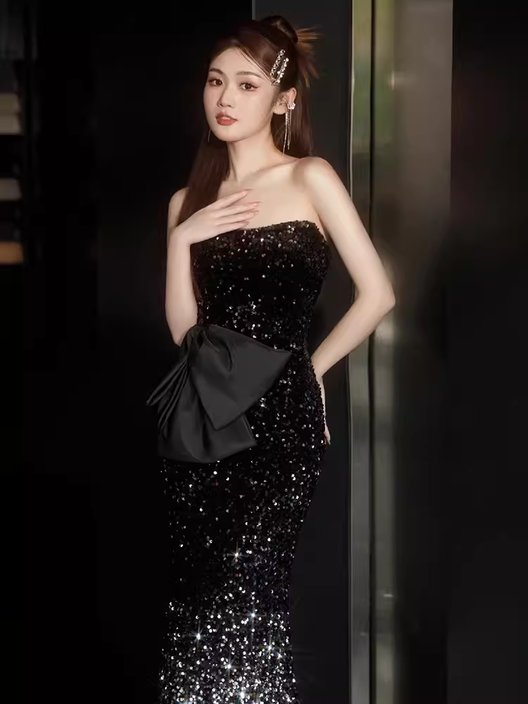 Lovely Mermaid Strapless Black Sequin Long Prom Dress