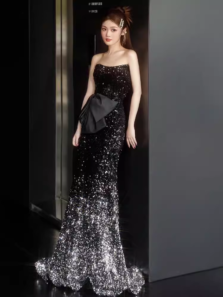 Lovely Mermaid Strapless Black Sequin Long Prom Dress