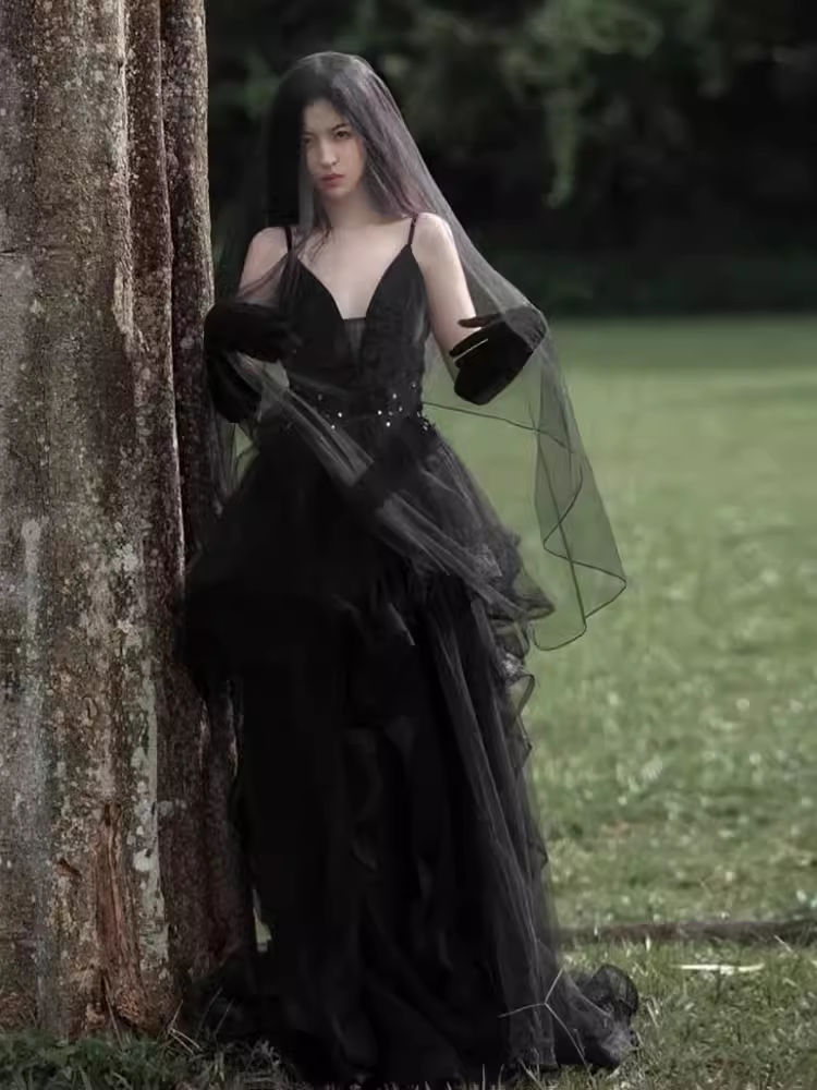 Vintage A line Straps Black Tulle Velvet Long Prom Dress
