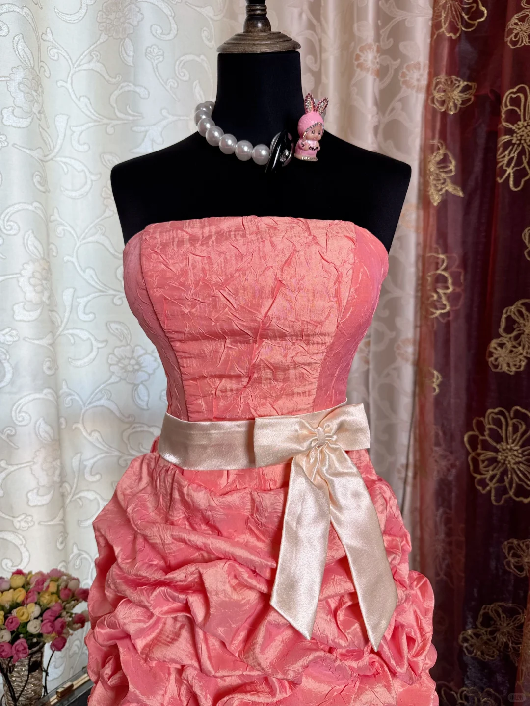 Classy Peach Pink Strapless Satin Pleated Sheath Short Prom Dress Homecoming Dress