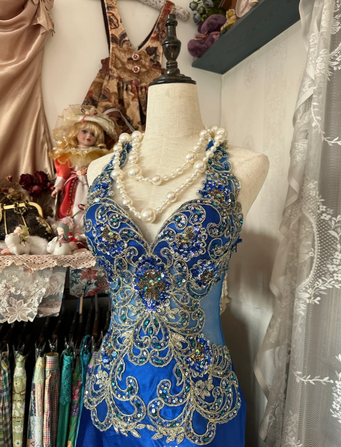Gorgeous Royal Blue Halter Satin Beaded Mermaid Evening Dress Long Birthday Party Gown