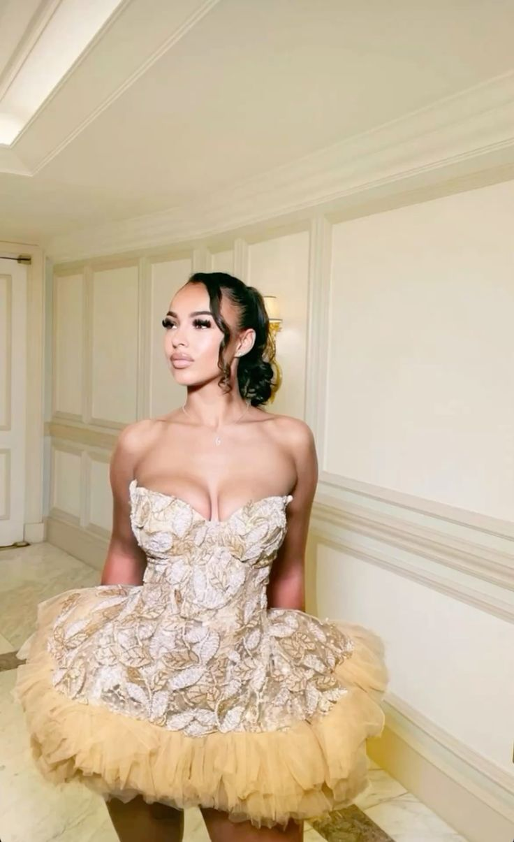Gorgeous Sweetheart Gold Sleeveless Mini Grade Homecoming Dresses Birthday Outfit Strapless A Line Cocktail Dress