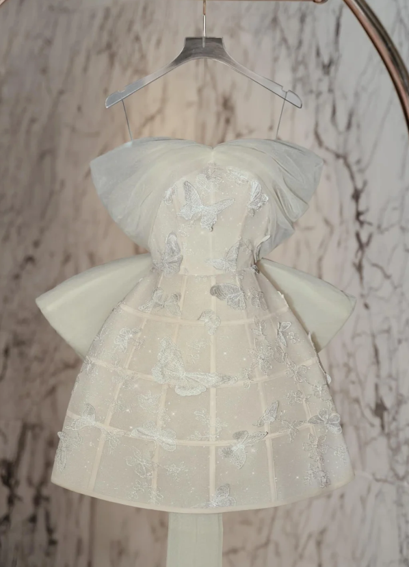 Elegant Off The Shoulder Tulle Appliques Birthday Outfits White Homecoming Dress With Bow