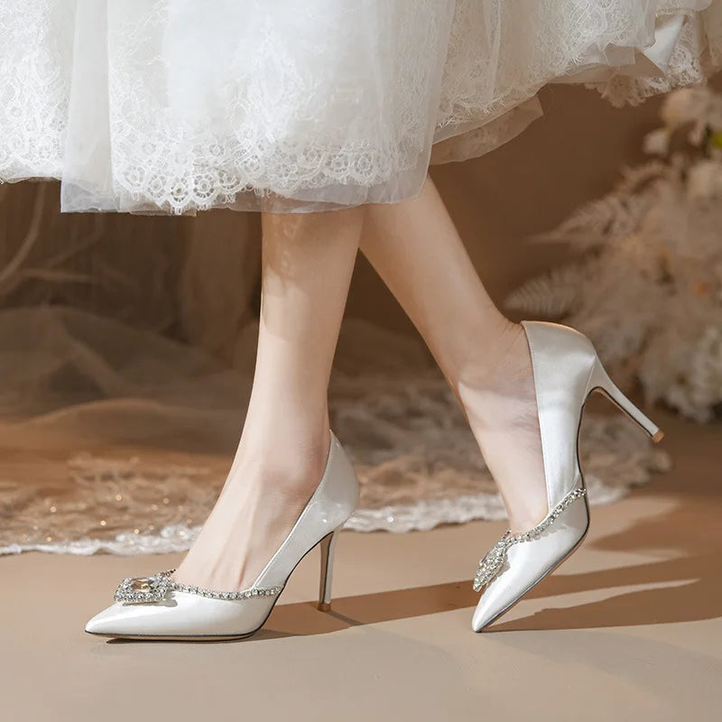 Luxury Rhinestones Satin Women Pumps Spring Summer Fashion Pointed toe Office Lady High heels Female Wedding Bridal Dress Shoes