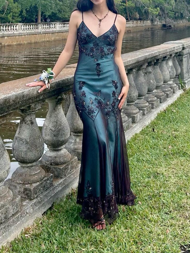Gorgeous Blue Beaded Mermaid Evening Dress Spaghetti Straps Party Prom Dress