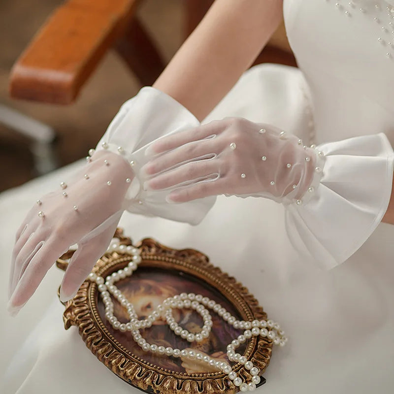 Short Bridal Gloves White Pearl Wristband Wedding Glove For Women Girl Party Evening Dress Jewelry Bride Accessories