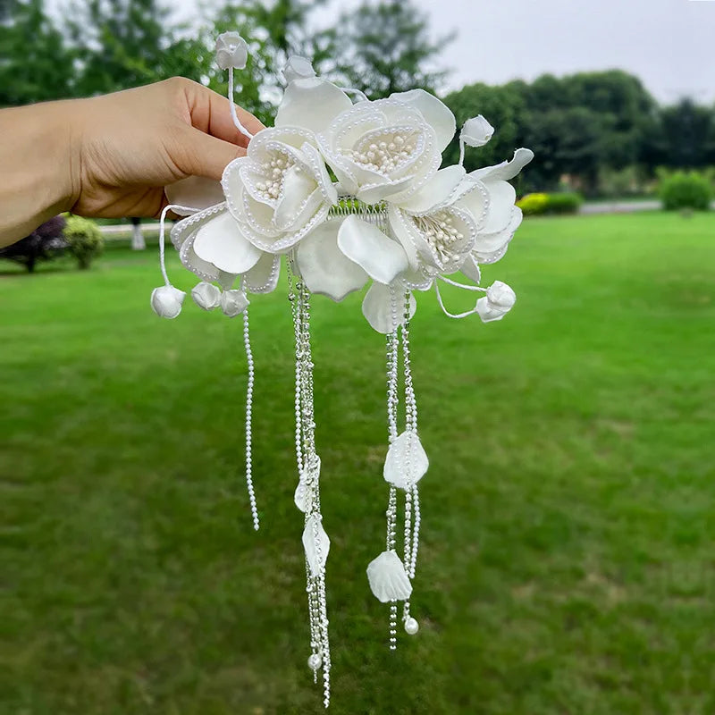Bridal Jewelry White Flower Hair Comb Pin Clip Hairpin For Brides Women Party Gift Head Pieces Wedding Accessories a