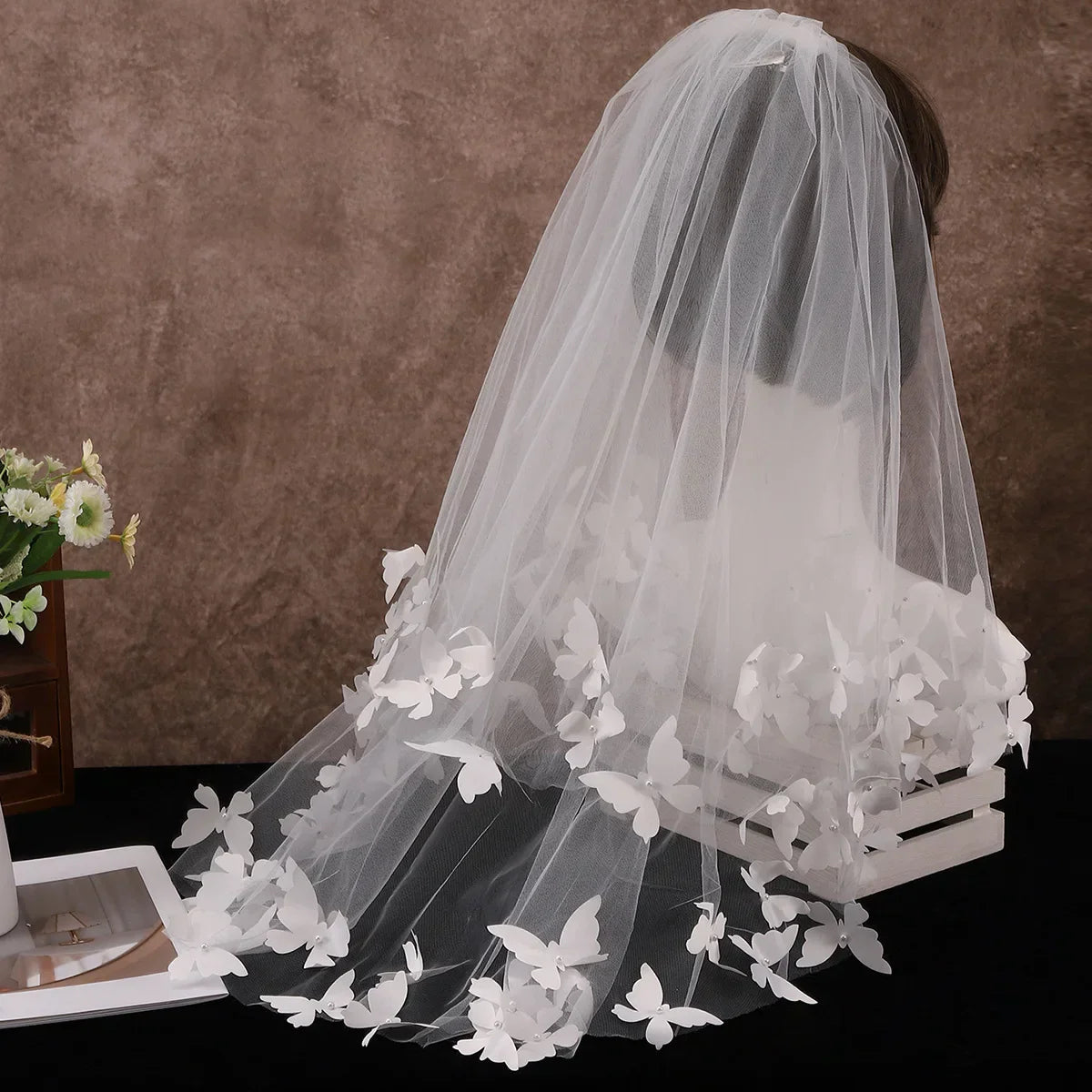 Butterfly Pearl Bridal Veil Lace Wedding Veils For Evening Dinner Party Dress Women Girl Gift Hair Accessories Brides Jewelry